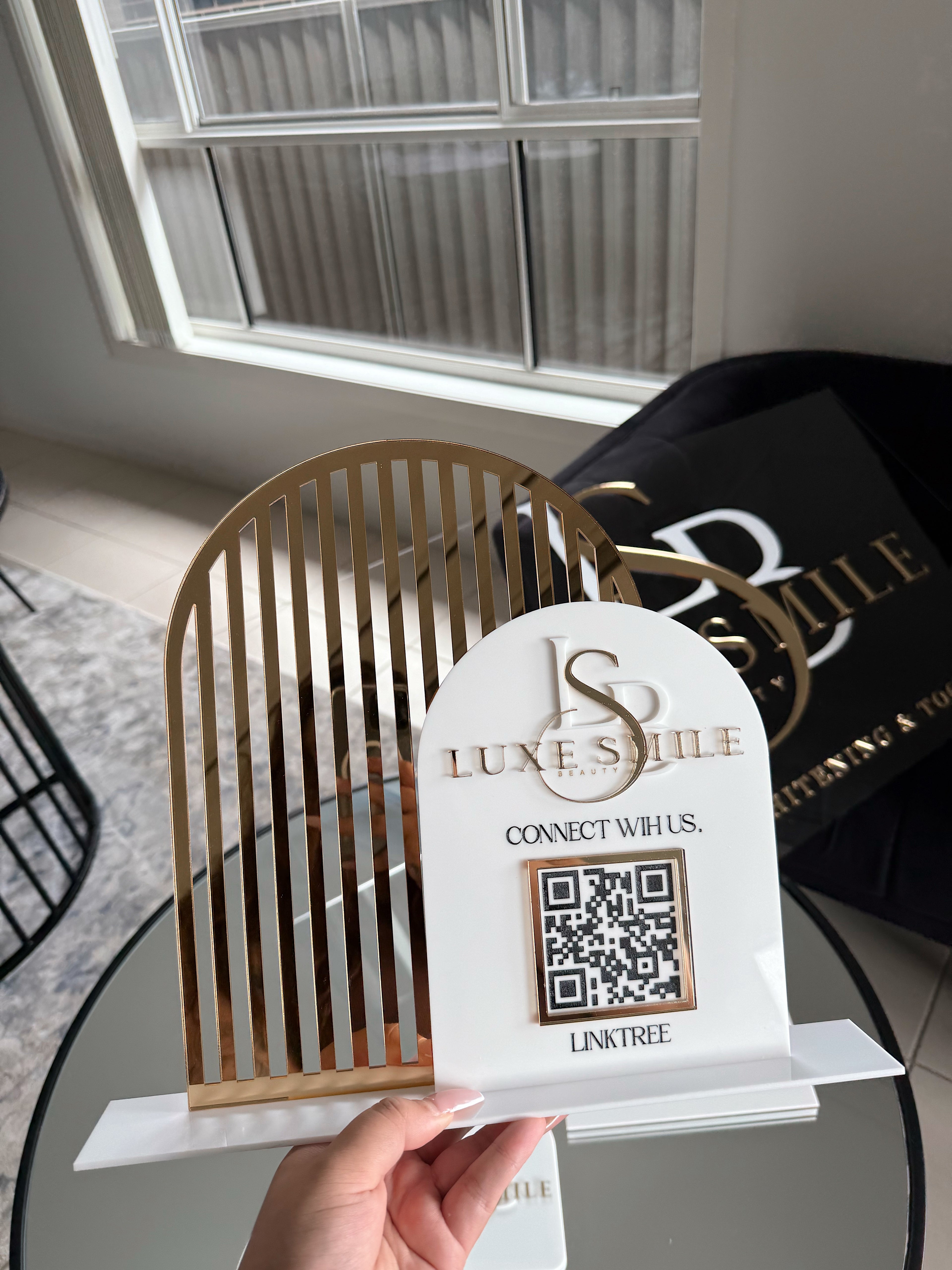 Style 2 double social media sign