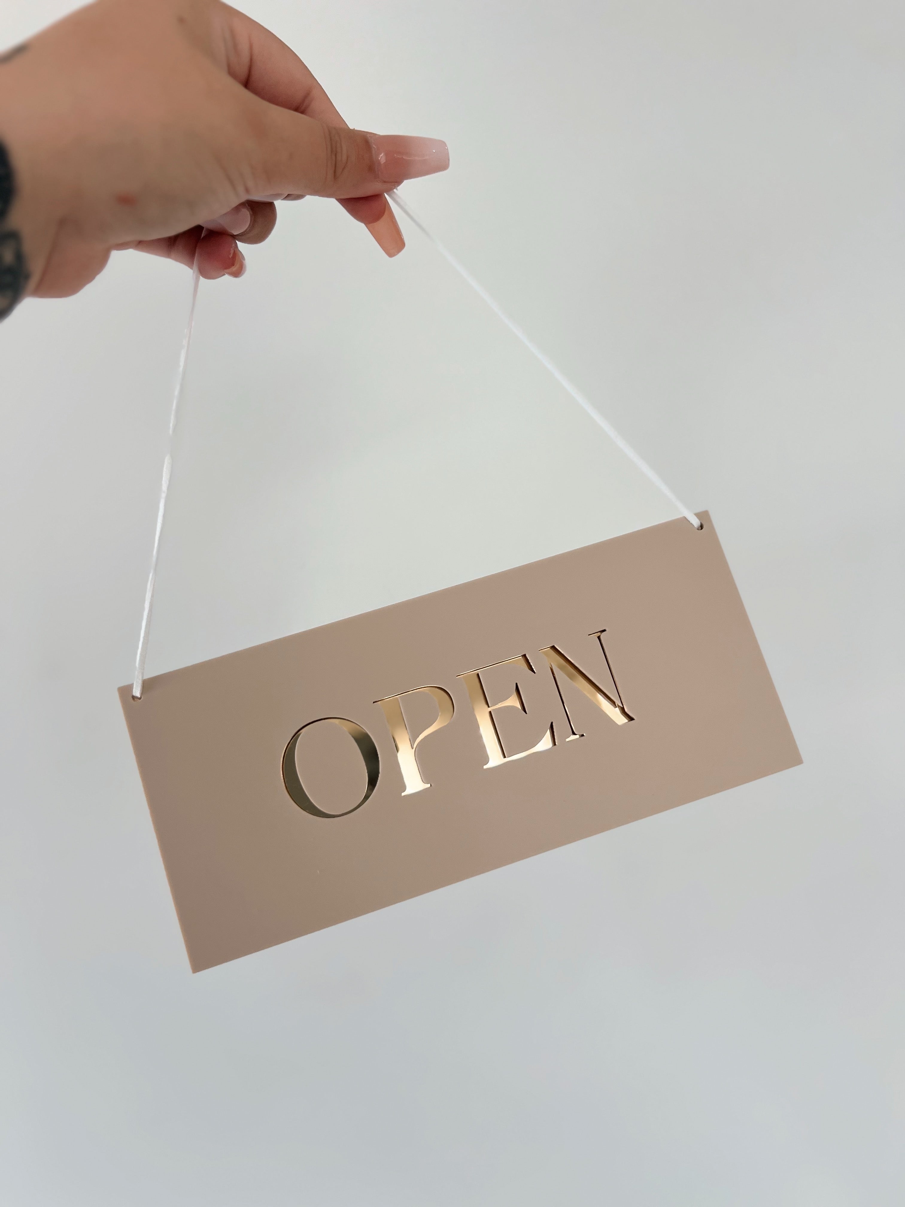 Open / Close Sign
