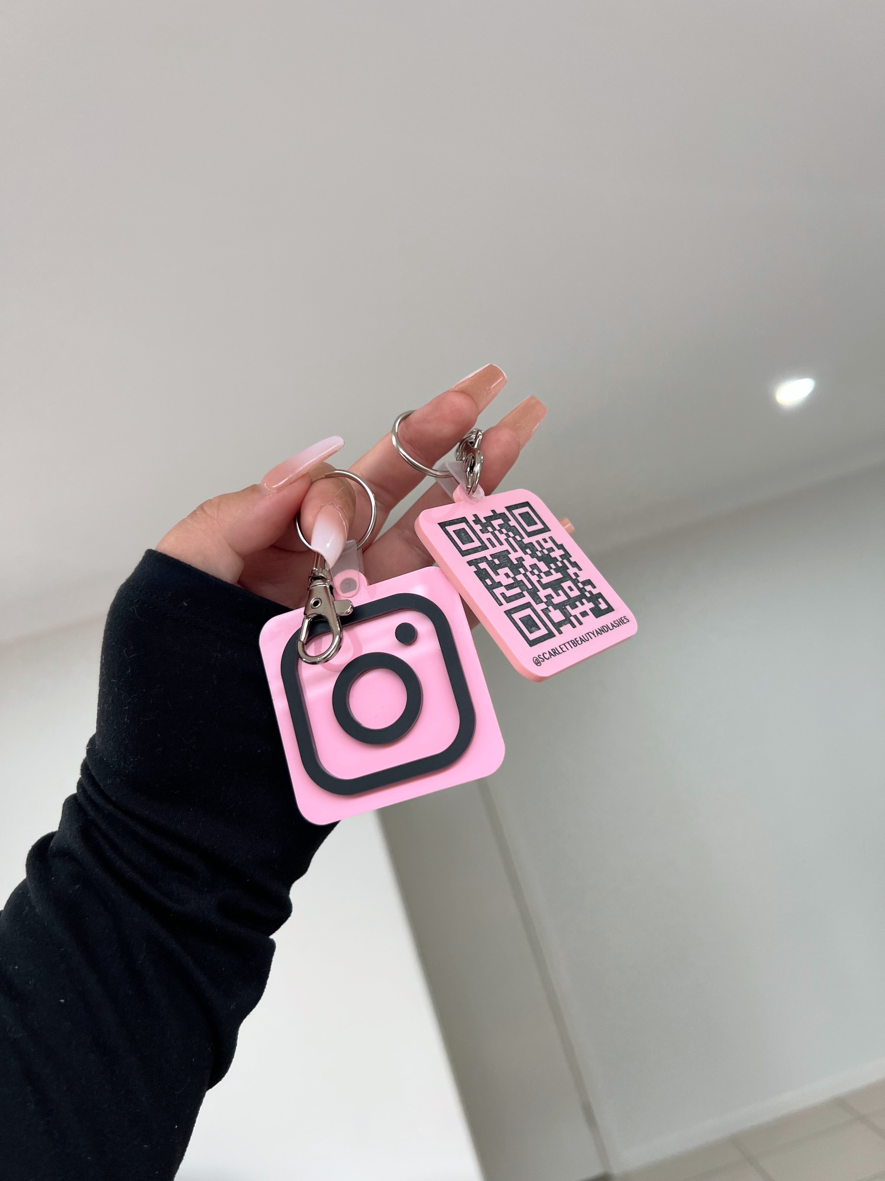 NFC/QR Code Keychains