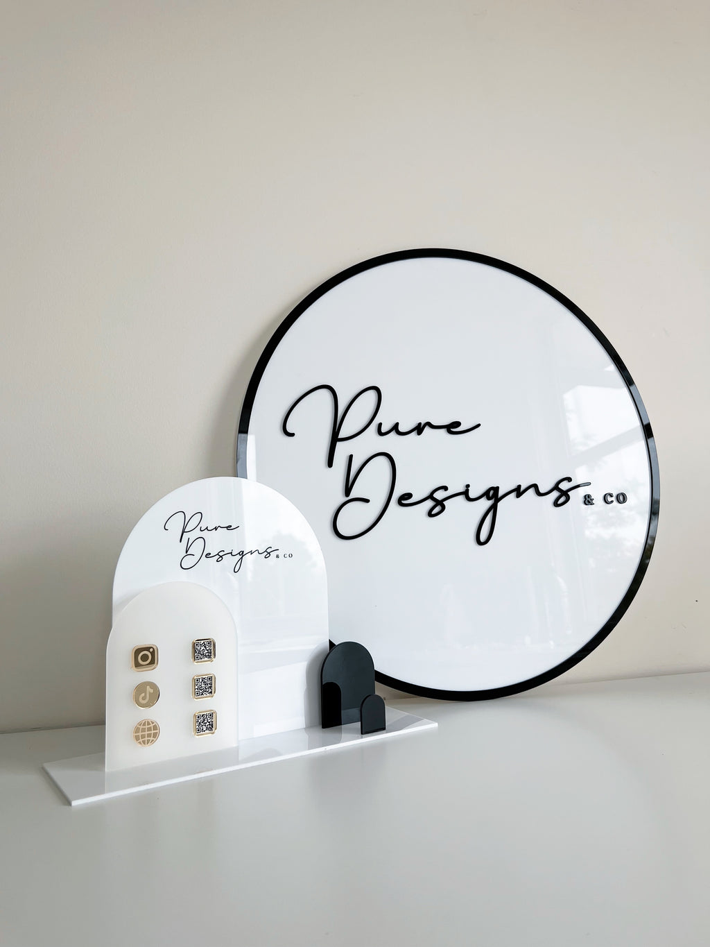 Circle Business Sign