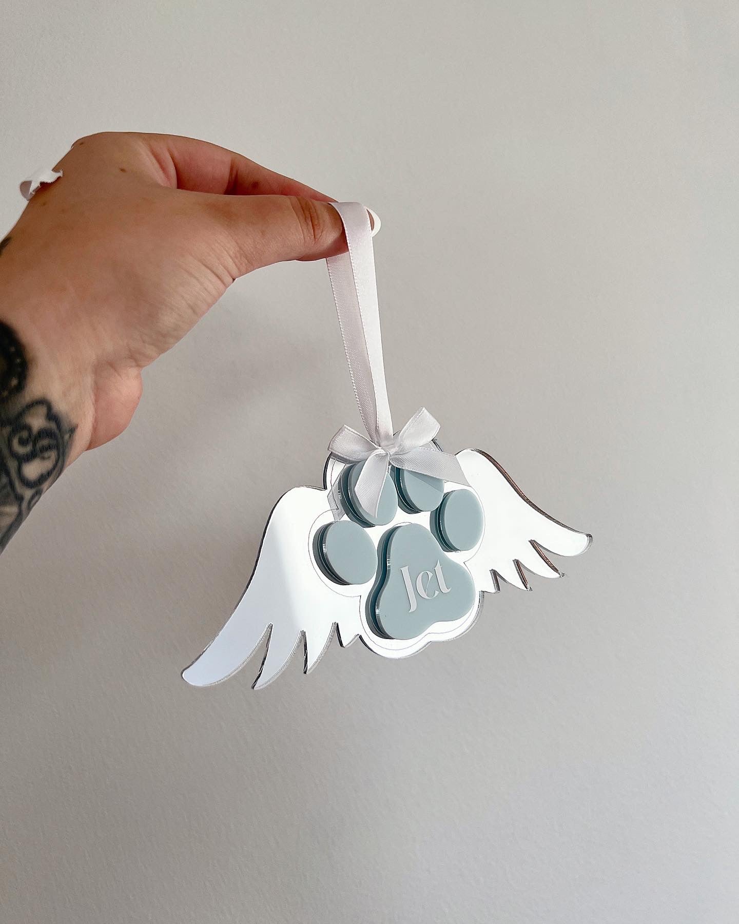 Angel paw bauble