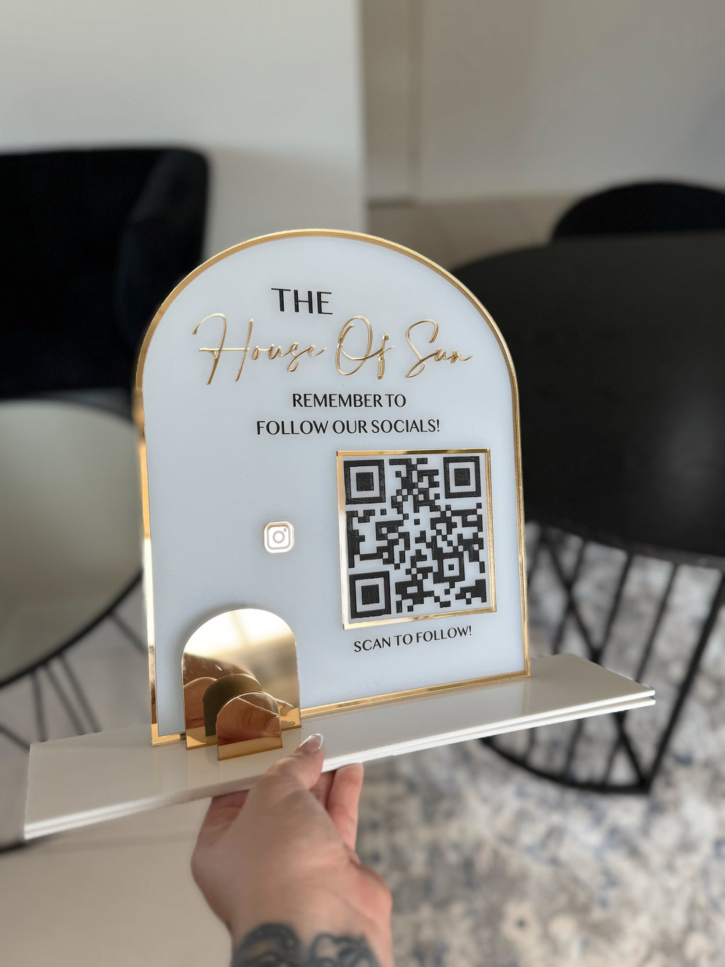 Style 5 Social Media Sign