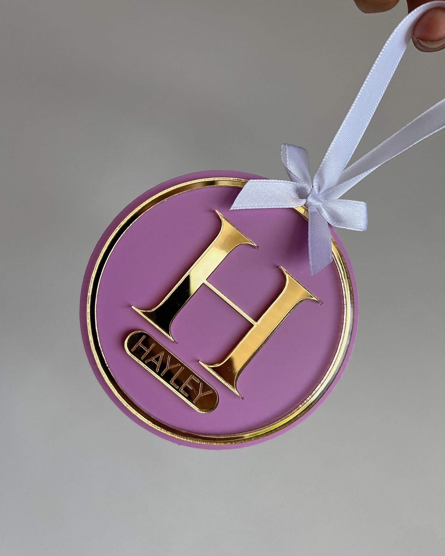 Luxe flat Initial Bauble