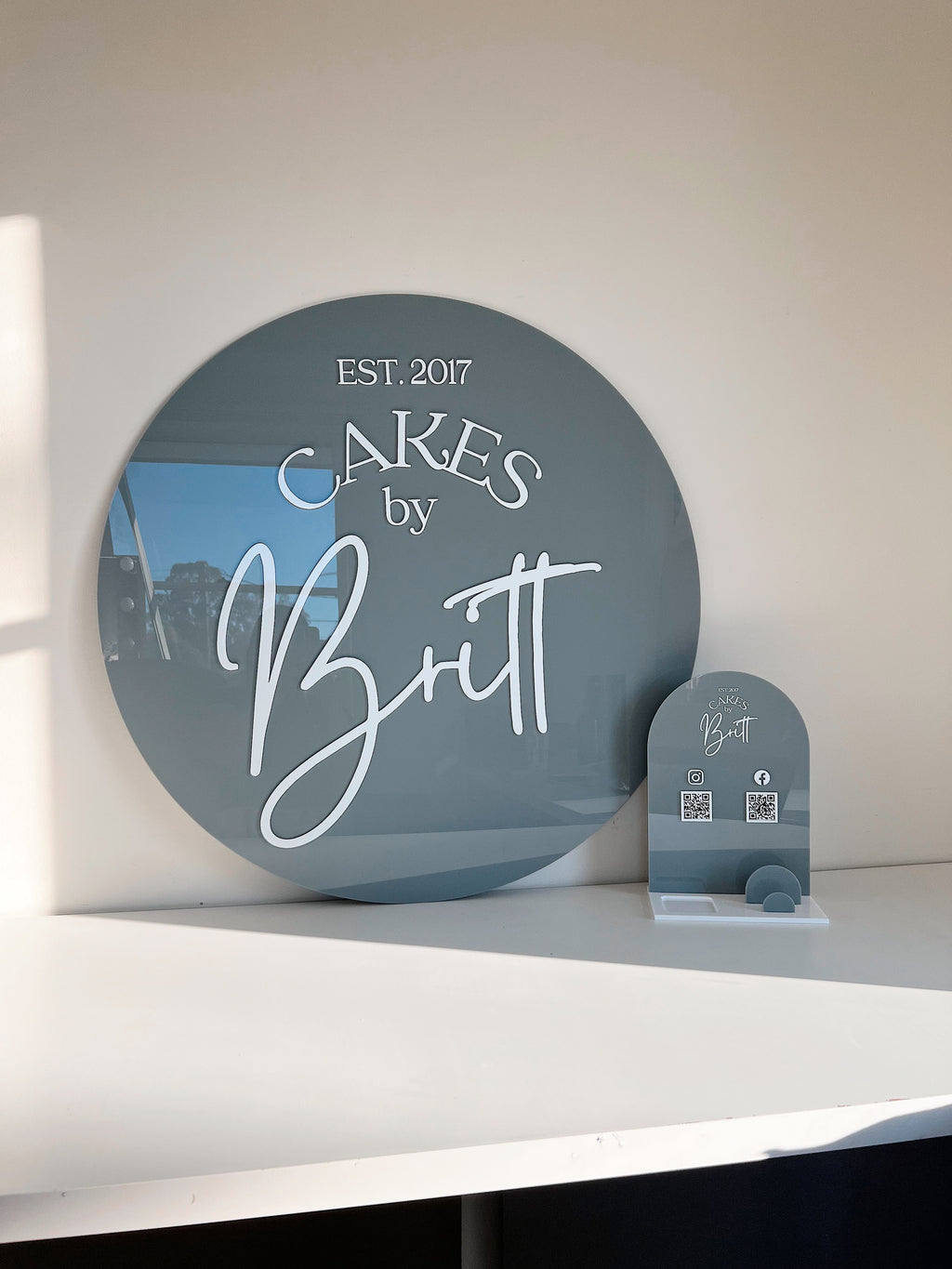 Circle Business Sign
